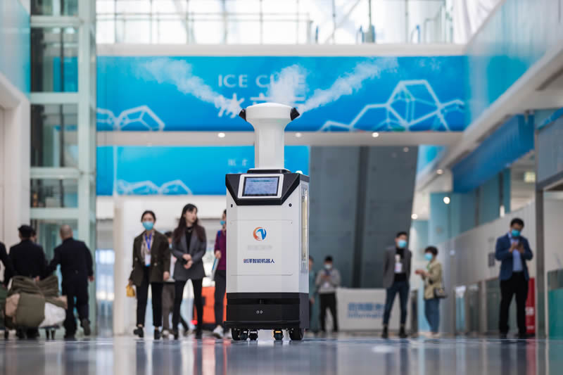 創澤智能消毒機器人助力北京冬奧會,為場館提供環境消殺服務