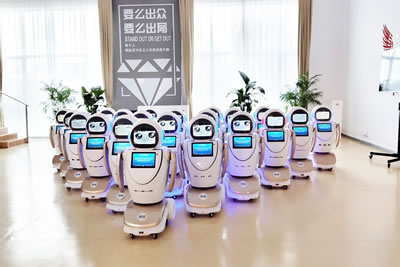 智能機器人團隊